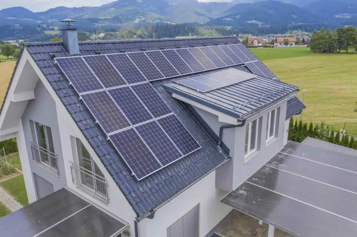 My House Doesn’t Face South, Can I Still Use Solar Power?